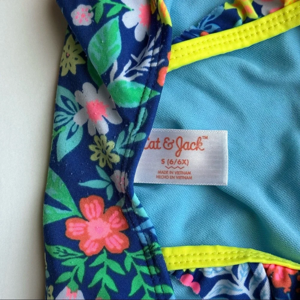 🍭 Cat & Jack Girls Blue Floral One-Piece Swimsuit - Size Small (6/6X) (Used)